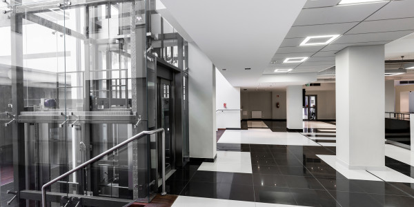 Proyectos de Rehabilitaciones en Granada · Instalación de Ascensores